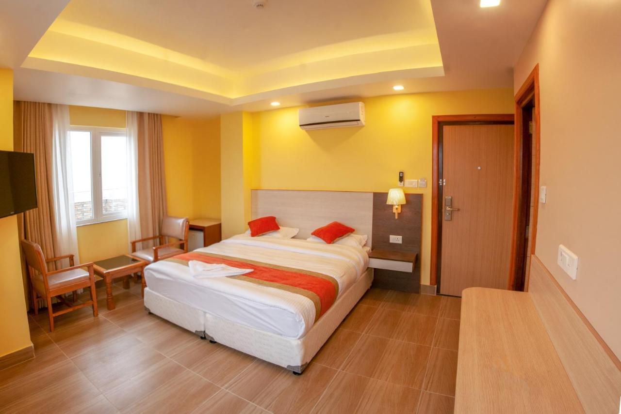 Hotel Krishna Катманду Экстерьер фото