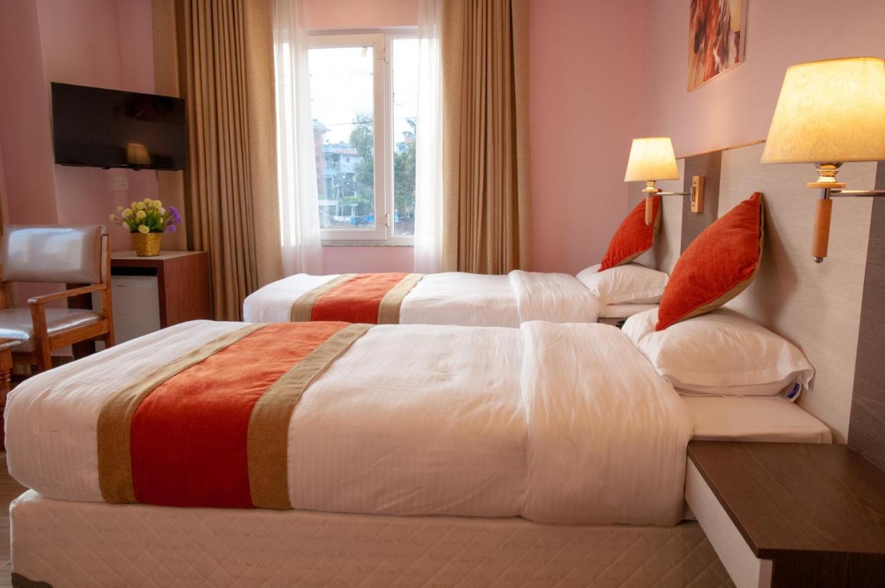 Hotel Krishna Катманду Экстерьер фото