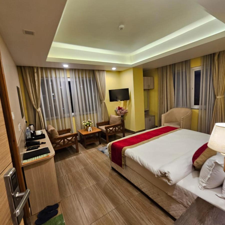 Hotel Krishna Катманду Экстерьер фото