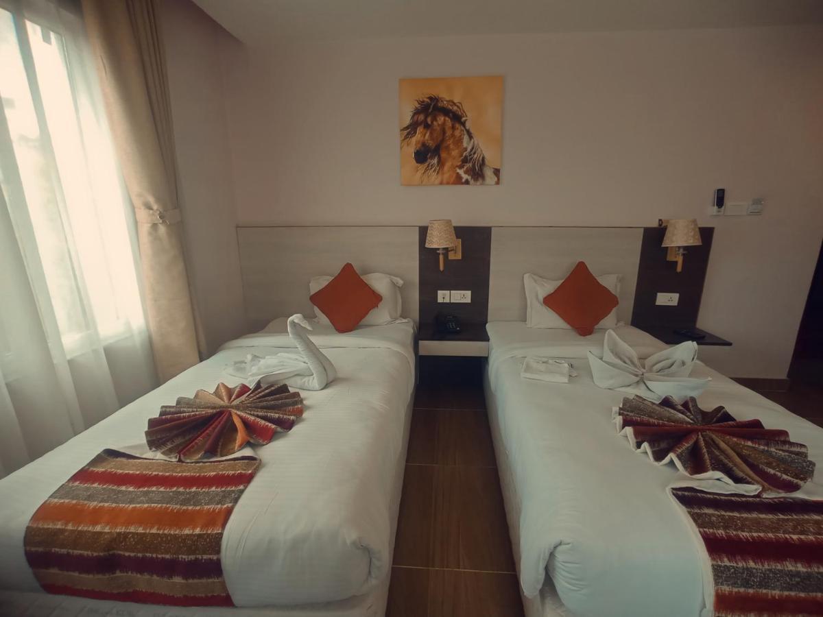 Hotel Krishna Катманду Экстерьер фото