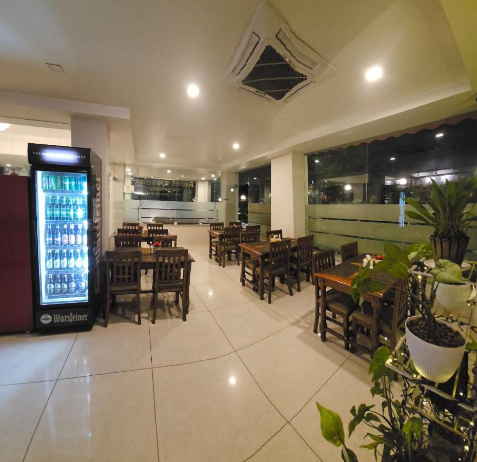 Hotel Krishna Катманду Экстерьер фото